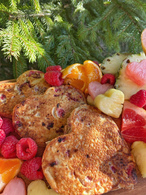 How to Build a Brunch Board