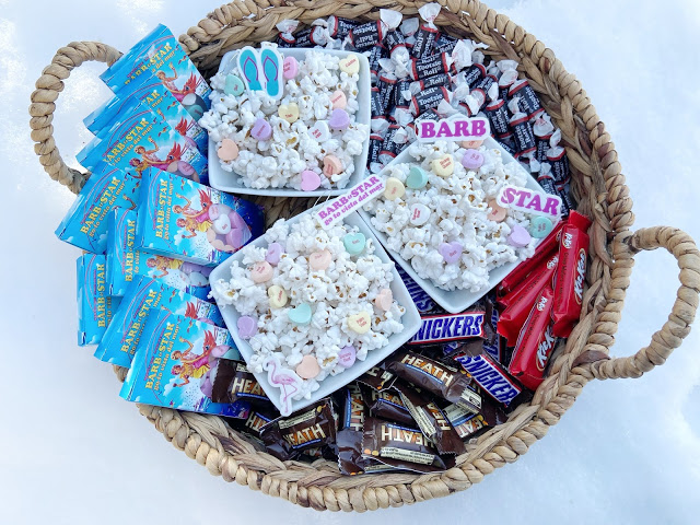 Barb and Star Go To Vista Del Mar